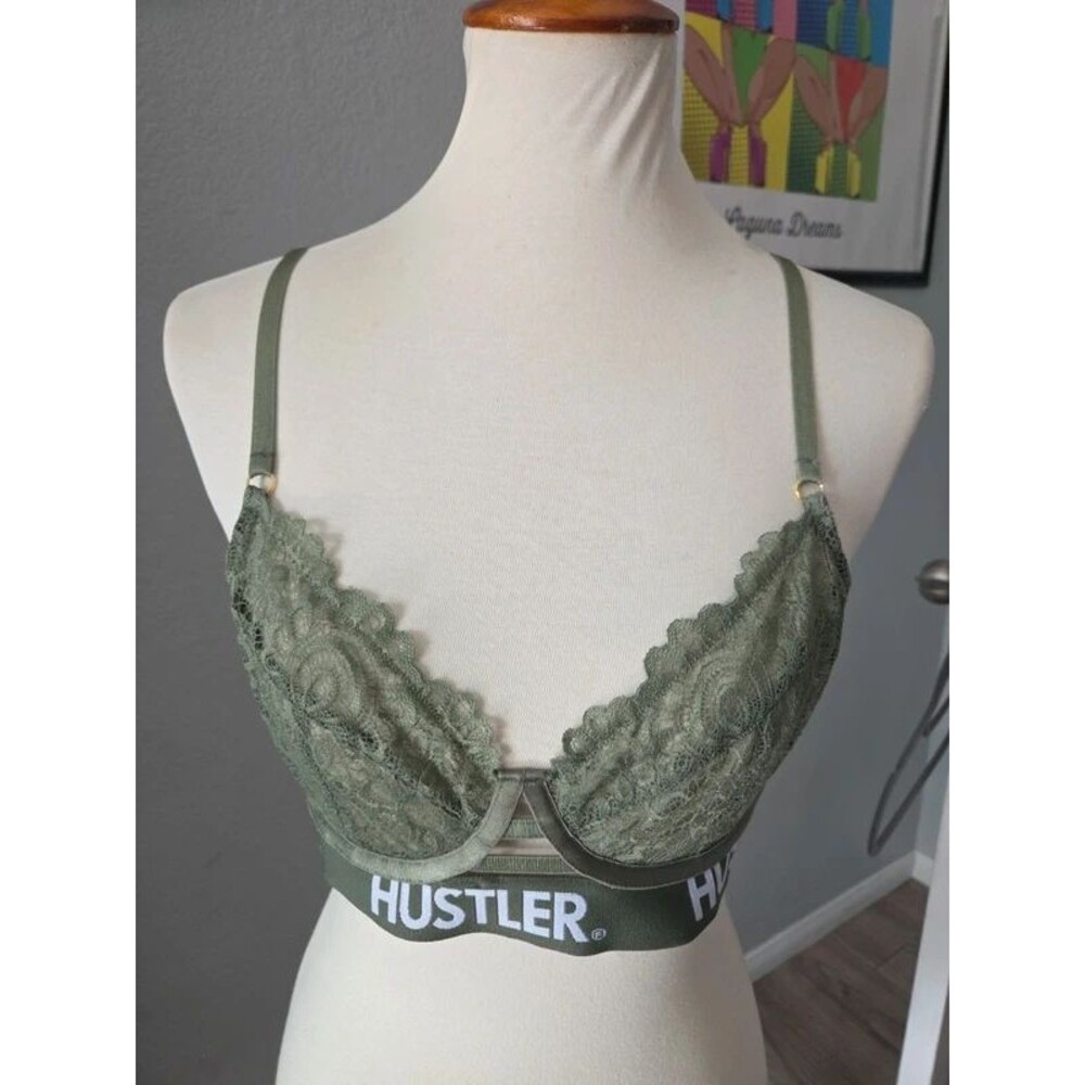 Hustler 34B Green lace bra